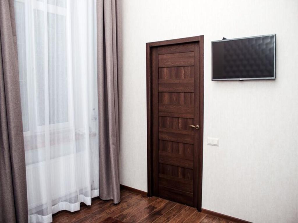 Apartment In The City Center In The House With Atlantes Одеса Екстериор снимка